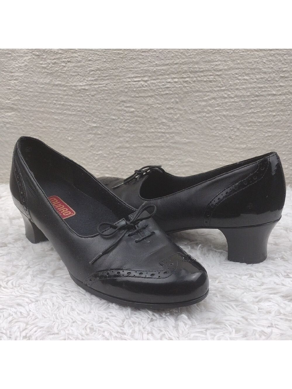 Munro American Black Leather Patent Wing Tip Almond Toe Lace Up Oxford Heel Shoe